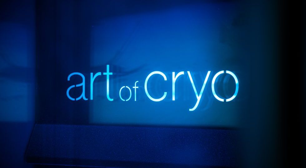 Art-of-Cryo-Logo-in-Hochleistung-Kaltekammer